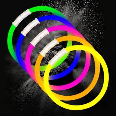 ASSORTED COLOR 8" GLOW BRACELETS 100/TUBE 