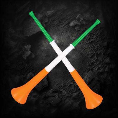 GREEN/WHITE GAME HORN 