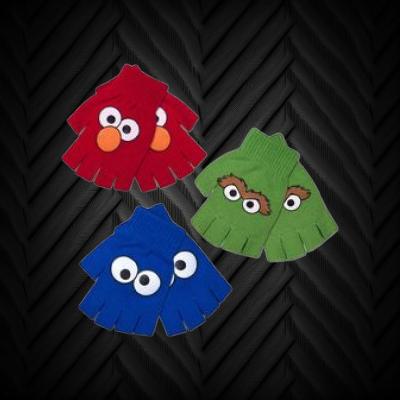 ASSORTED STYLE CHARACTER FINGERLESS GLOVES