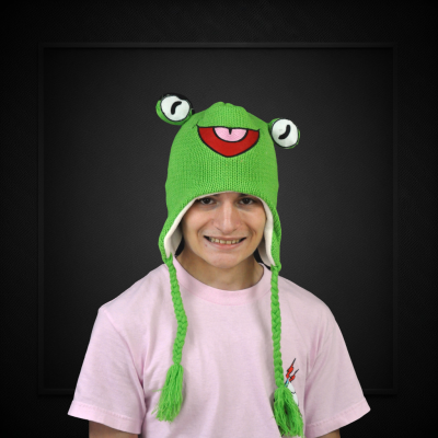 WOOL KNIT FROG ANIMAL HAT