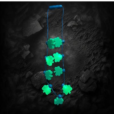 LED FLASHING CLOVER CHARM NECKLACE